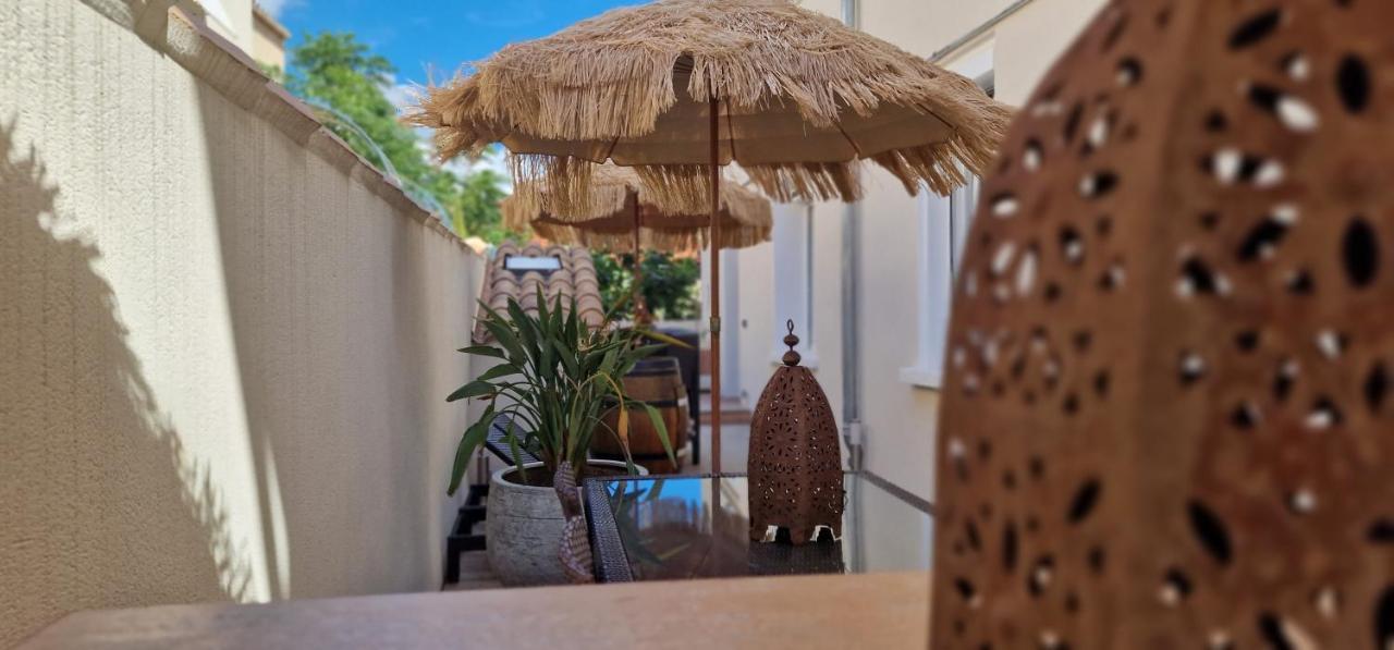 L'Oiseau Du Paradis ناربون المظهر الخارجي الصورة
